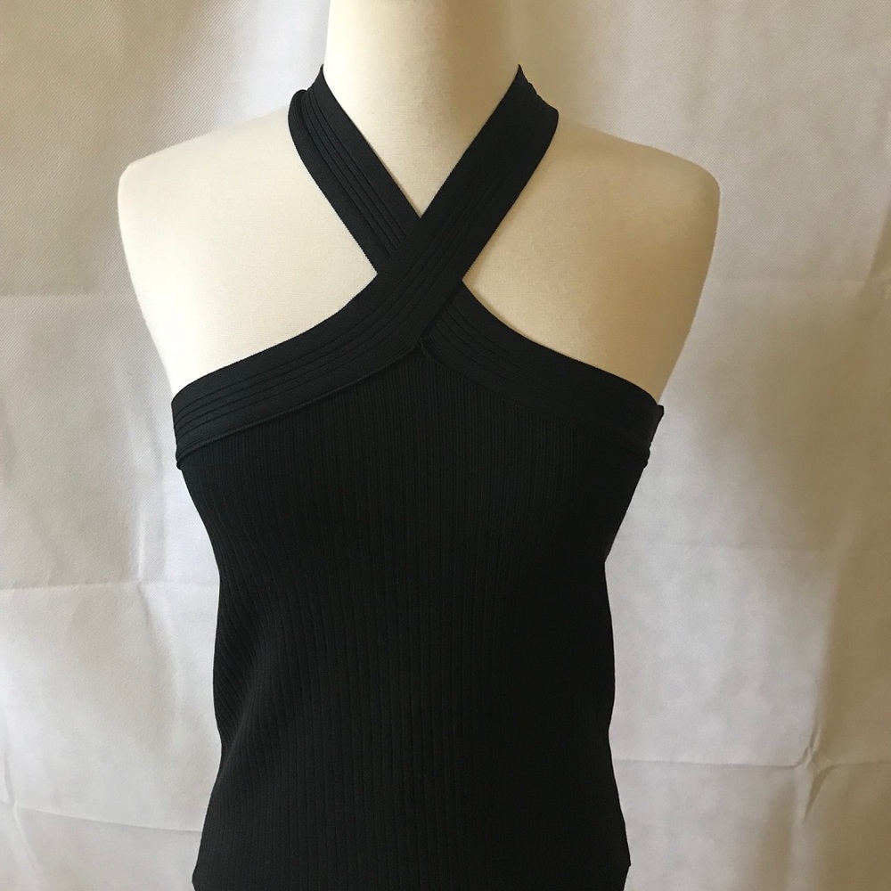 TOPSHOP NWT KEYHOLE HALTER TOP SIZE 8